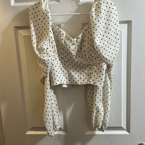 Polka dot crop top - long sleeve